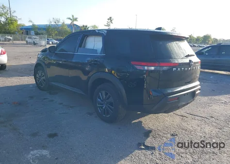 2022 Nissan Pathfinder S 4Wd z USA, uszkodzony, nr VIN 5N1DR3AC2NC231971